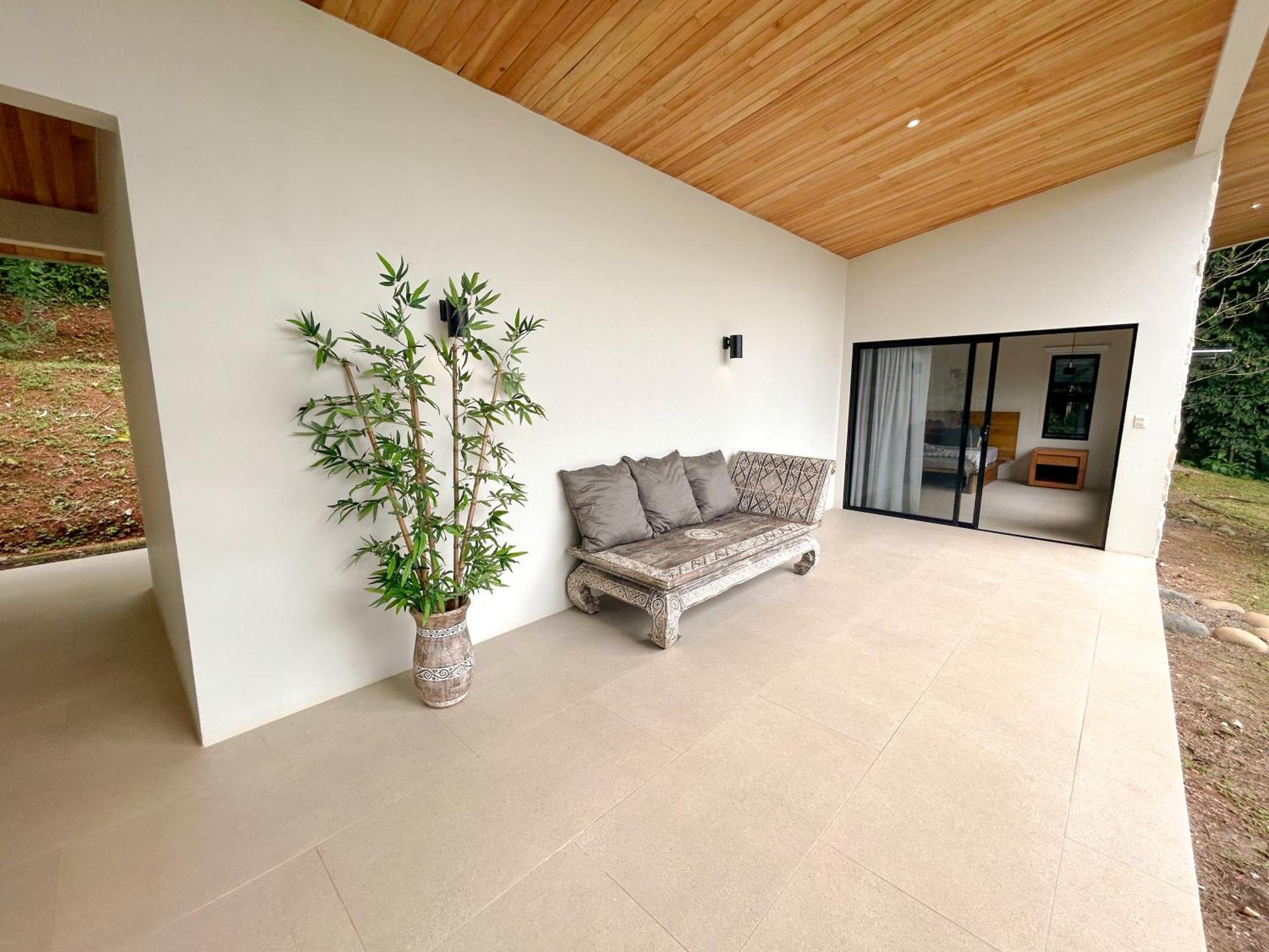 Casa River Stone Al Pie Del Rio Ojochal Exterior foto